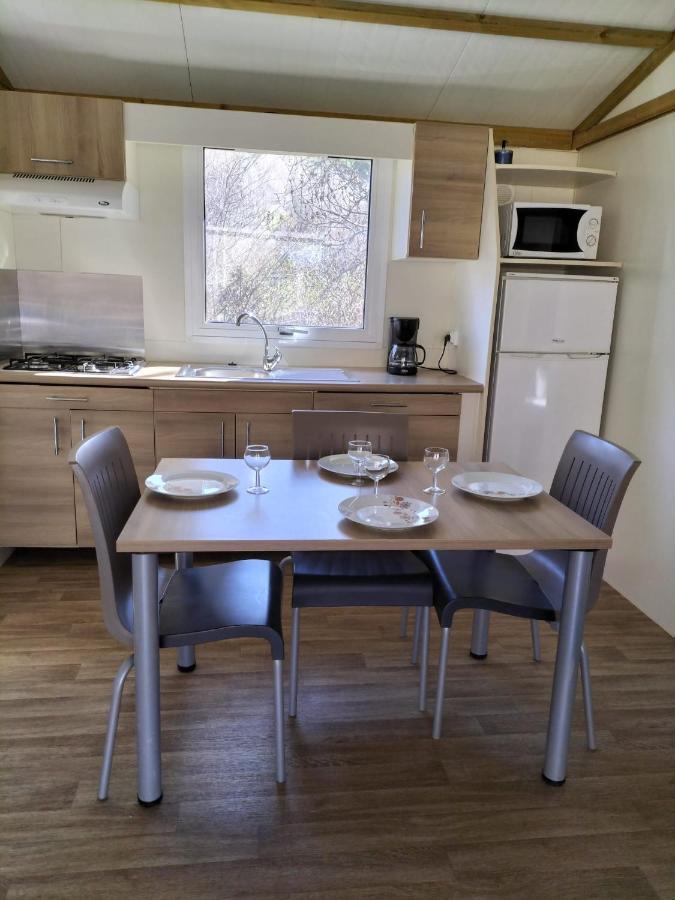 Village De Chalets Et Camping La Pierre De L'Aigle La Breole Bagian luar foto