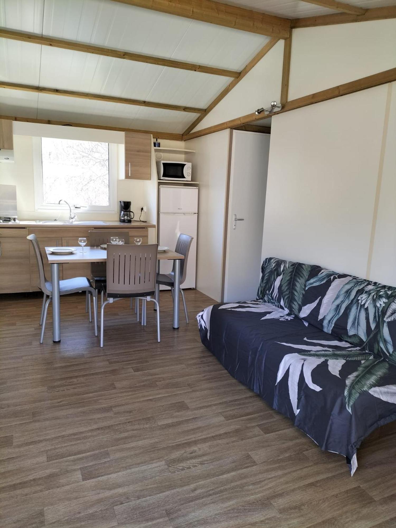 Village De Chalets Et Camping La Pierre De L'Aigle La Breole Ruang foto